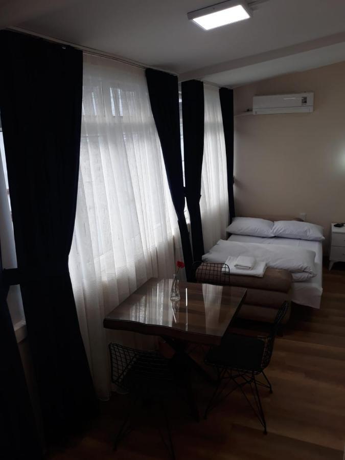 Taksim Pera Aparts Aparthotel Estambul Exterior foto