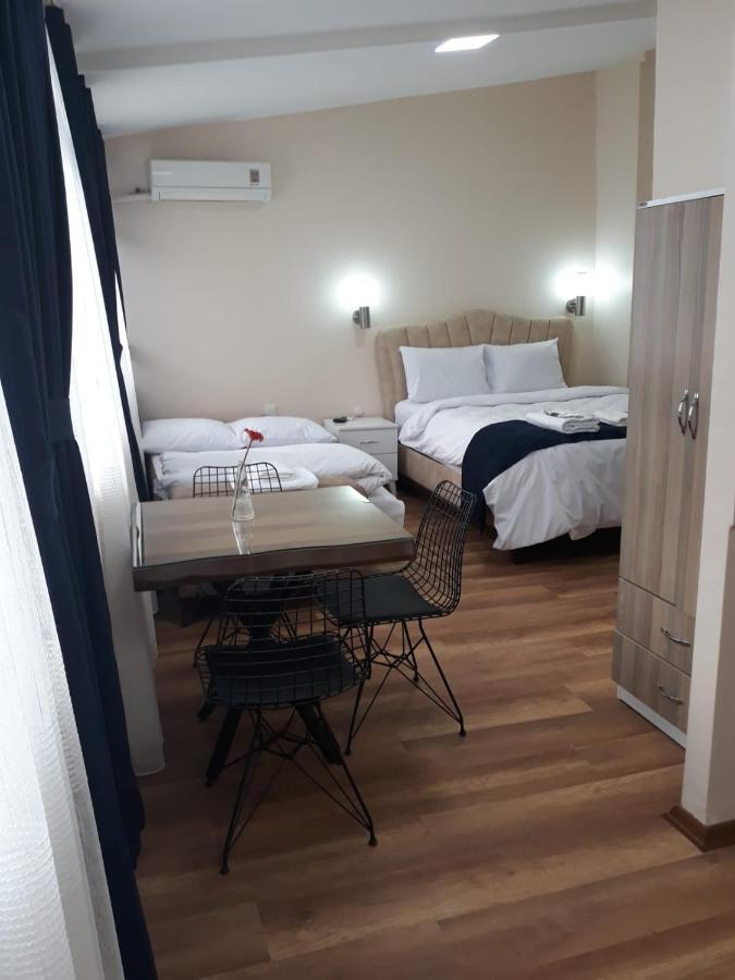 Taksim Pera Aparts Aparthotel Estambul Exterior foto