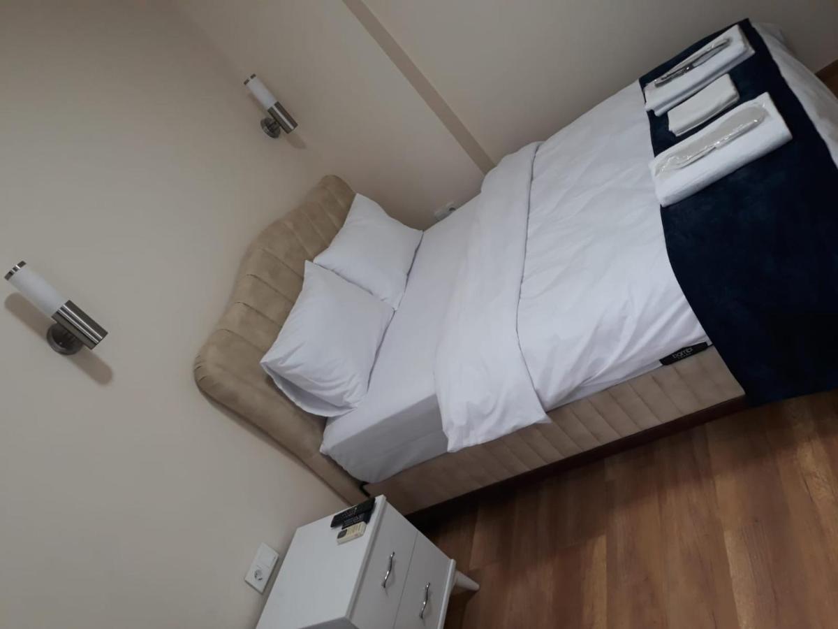 Taksim Pera Aparts Aparthotel Estambul Exterior foto